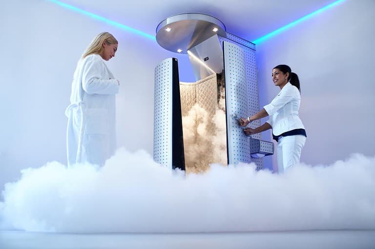 Sub Zero Cryotherapy: Exploring Benefits & Safety